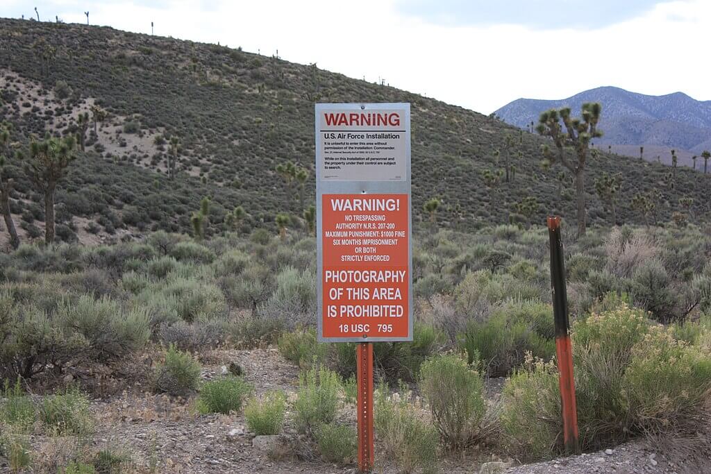 An Area 51 gate