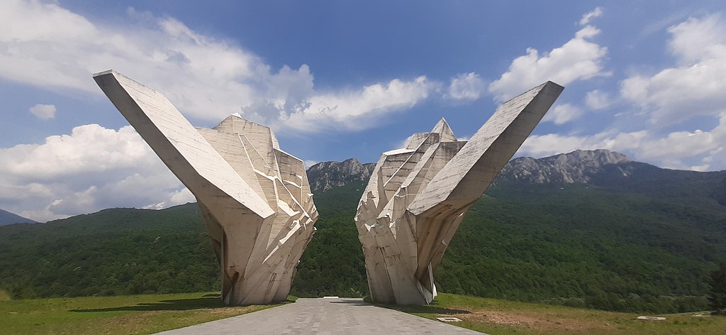 Monument to the fallen partisans in the Battle of Sutjeska.