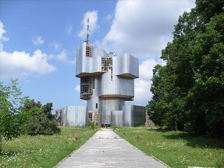 Monument at Petrova Gora