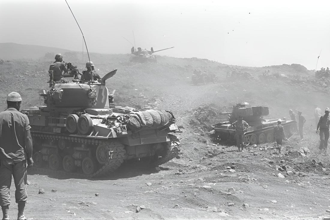 Wars of Israel - Israeli tanks advancing on the Golan Heights. June 1967.