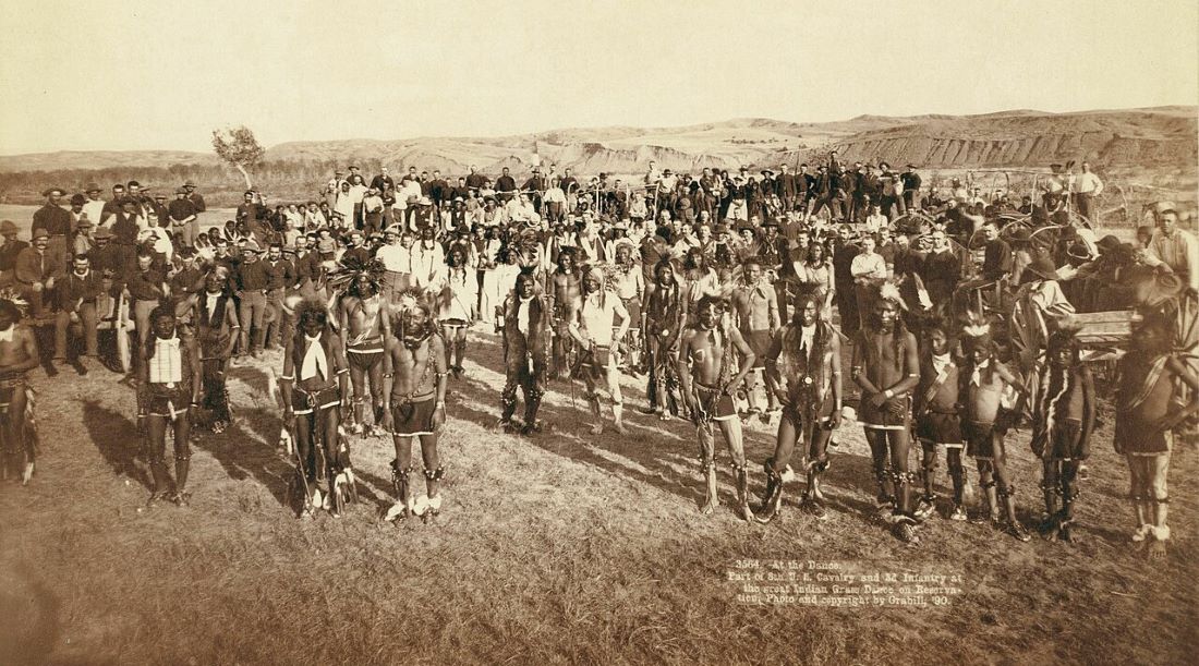 Miniconjou Lakota dance at Cheyenne River, South Dakota, August 9, 1890