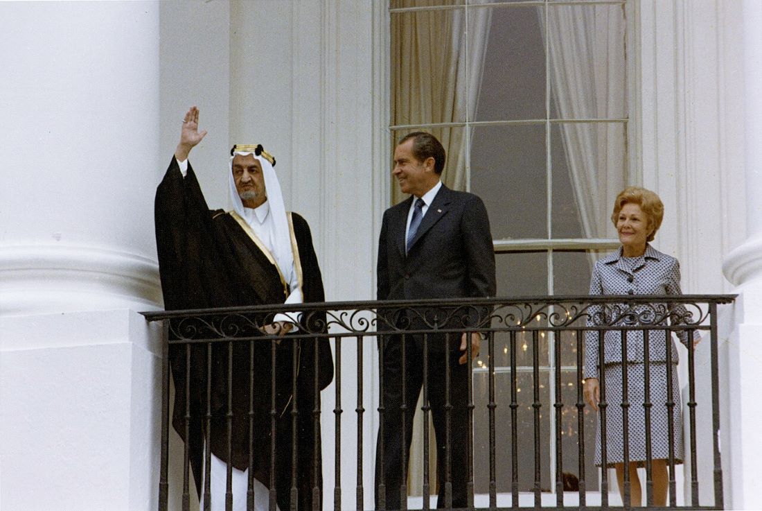 King Faisal of Saudi Arabia with U.S. president Richard Nixon and his wife Pat Nixon in Washington, D.C., 27 May 1971